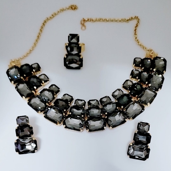 Grey Korean necklace set - Picture 2 of 7